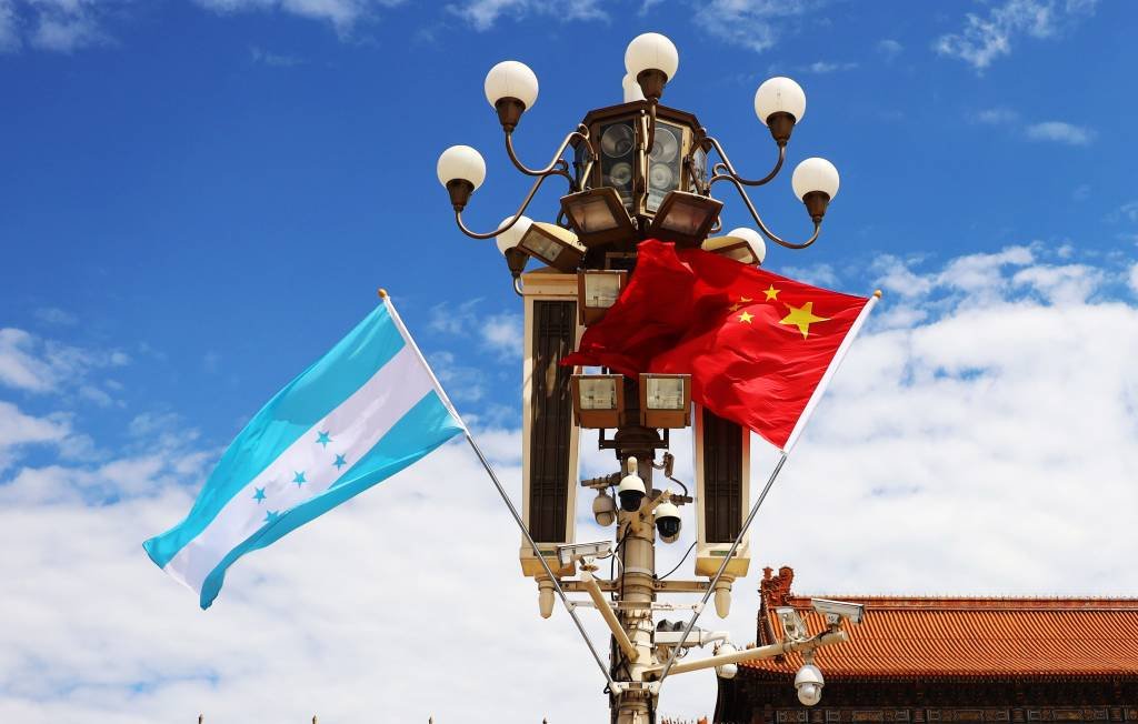 Honduras abre embaixada na China após romper relações com Taiwan