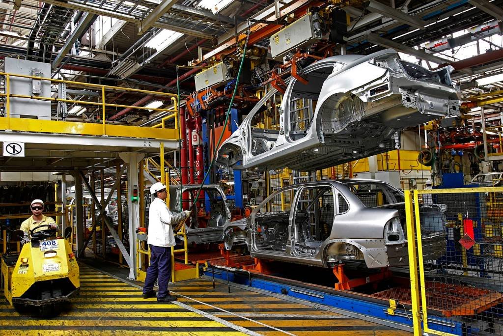 GM volta atrás e suspende as mais de 1,2 mil demissões anunciadas nas 3 fábricas de São Paulo