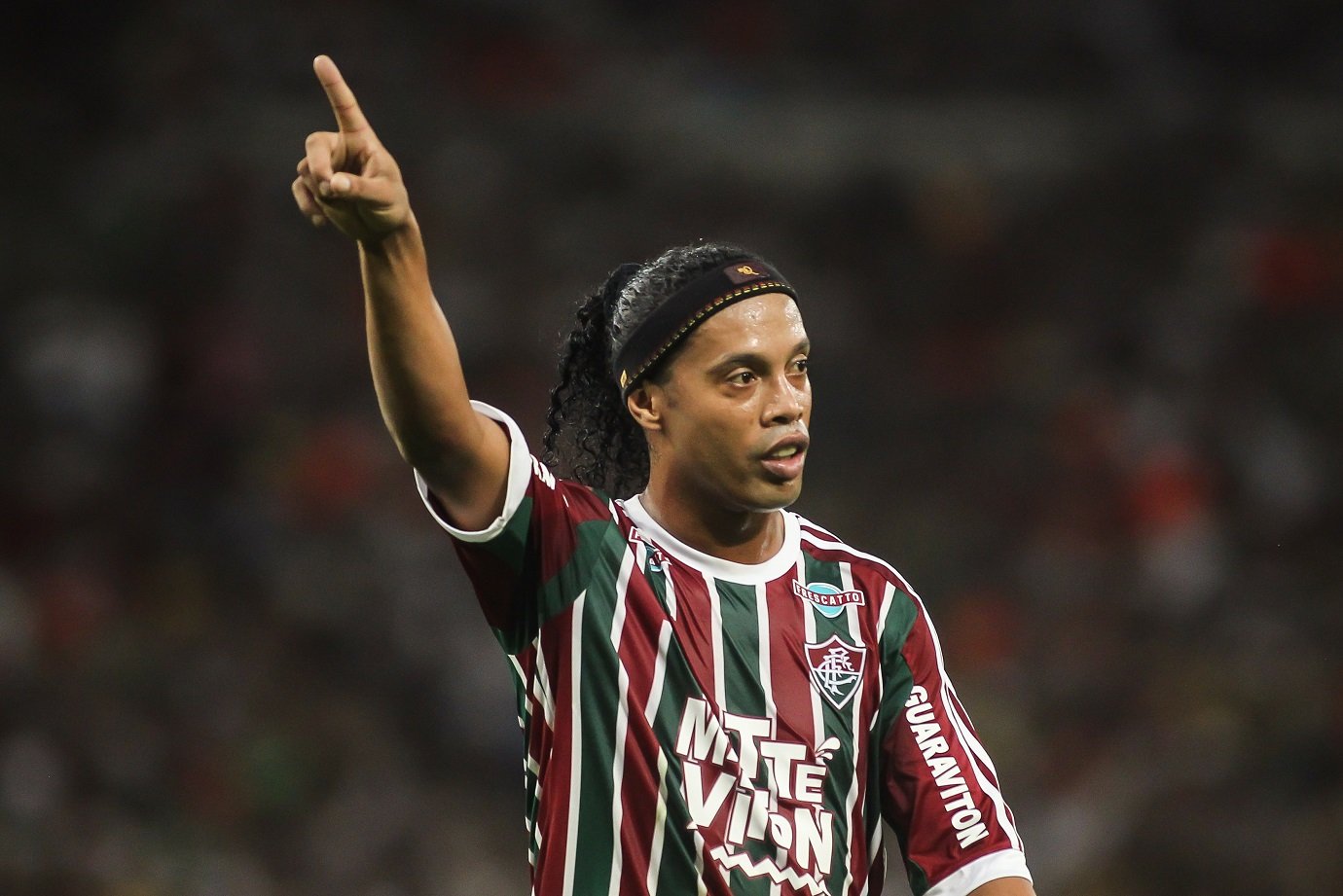 Ronaldinho abriu mão de 6 voos para estar na CPI das Pirâmides; aeroporto nega cancelamentos