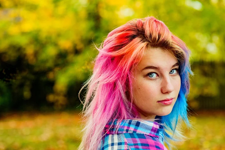 Cabelo colorido: Não existem regras quando se trata de cores para cabelo (iStock/Getty Images)