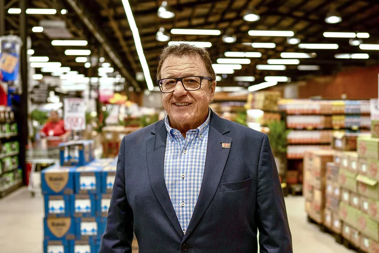 Antonio Ortiz, da Asun: Nós somos muito bons em supermercados, temos o espírito de servir, do atendimento (Grupo Asun/Divulgação)