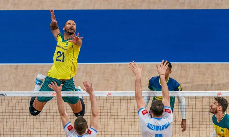 A seleção masculina de vôlei venceu por 3 sets a 1 (parciais 23/25, 25/23, 26/24 e 25/21) com grandes atuações do oposto Alan (foto) e do ponteiro Lucarelli.

 (FIVB/Divulgação)