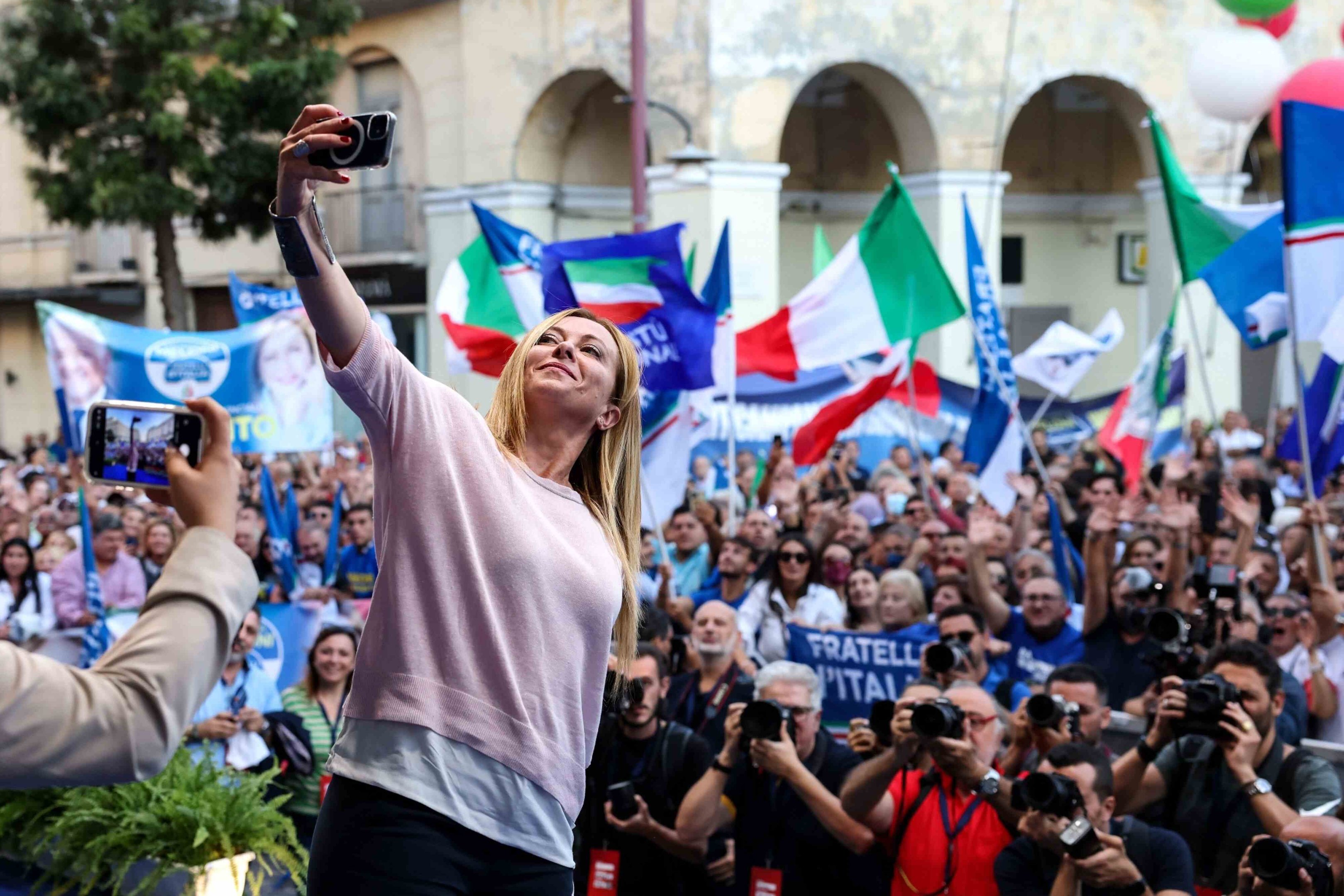 hero_Giorgia Meloni busca consolidar o poder refazendo a Itália corporativa