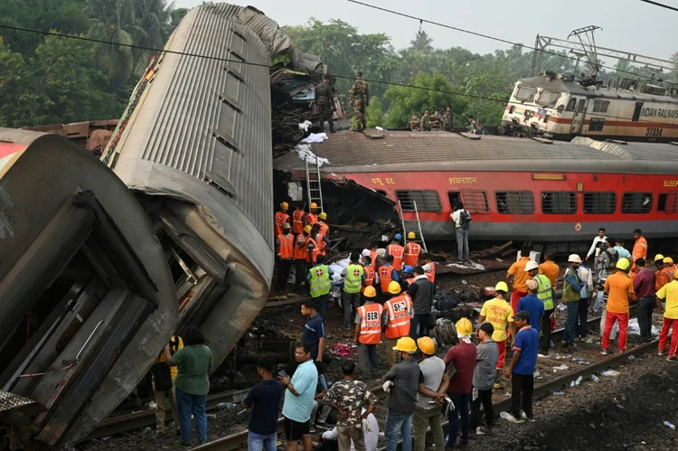 Acidente de trem: pelo menos 288 mortes e deixou mais de 900 feridos. (AFP/AFP)