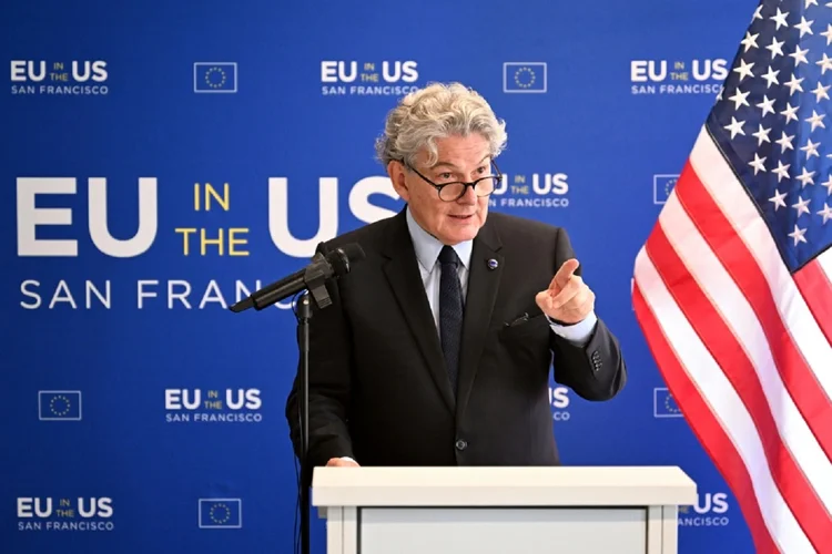 Trata-se, "especificamente, de tudo o que for relacionado a abuso infantil, que é um tema importante para nós na Europa, e também à desinformação nas eleições" (AFP/AFP Photo)