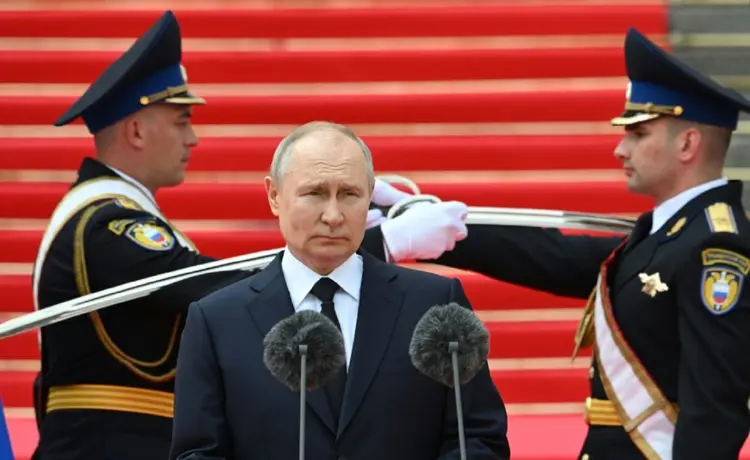 O presidente russo Vladimir Putin discursa em cerimônia militar em Moscou

 (AFP/AFP)