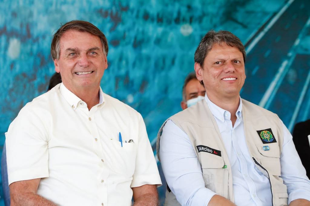 Reforma Tributária: Bolsonaro se manifesta contra o texto em meio a articulação de Tarcísio