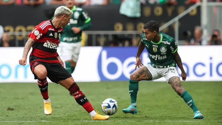 Palmeiras x Flamengo: No último confronto, o Palmeiras se sagrou campeão da Supercopa do Brasil, vencendo por 4 a 3 (Cesar Greco/Palmeiras/Flickr)