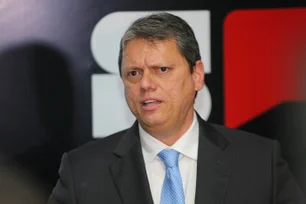 Imagem referente à matéria: Tarcísio passa por procedimento médico sem complicações neste domingo