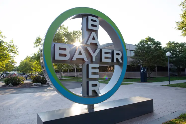 Bayer: ações da companhia caíram, após a companhia suspender plano de cisão de unidades (Bayer/Divulgação)