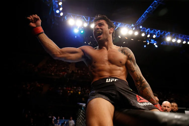 Pantoja: "Eu vejo que realmente mereço disputar o cinturão" (Zuffa LLC/Zuffa LLC/Getty Images)