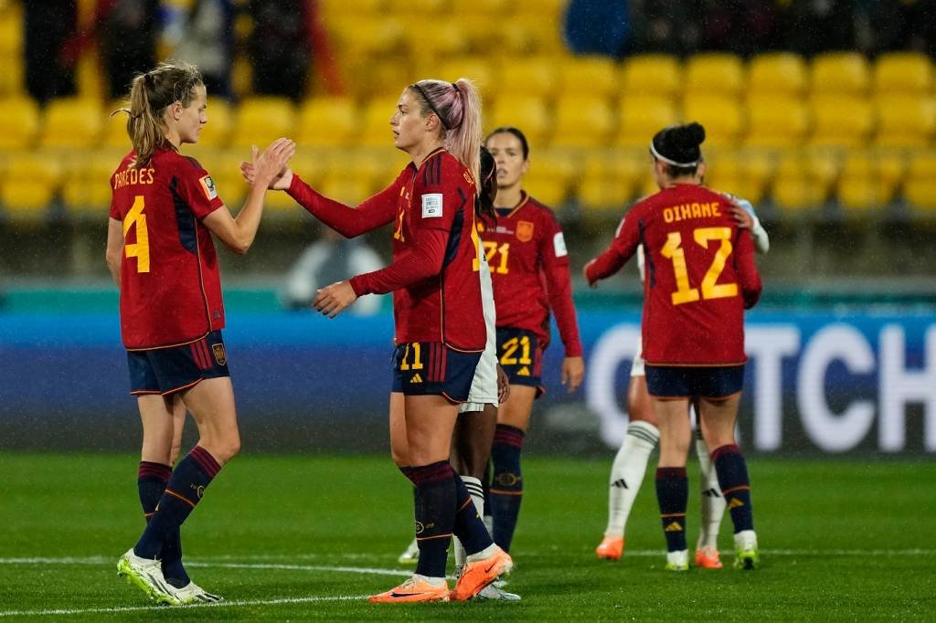 Copa do Mundo Feminina: Espanha e Suíça estreiam com vitória
