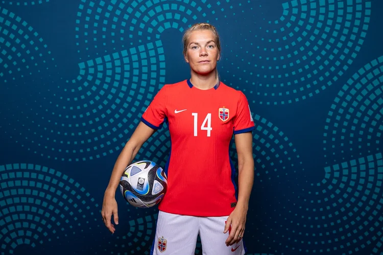 A Noruega comandada Hege Riise, conta com a primeira bola de ouro feminina da história, a atacante Ada Hegerberg (Jan Kruger/Getty Images)