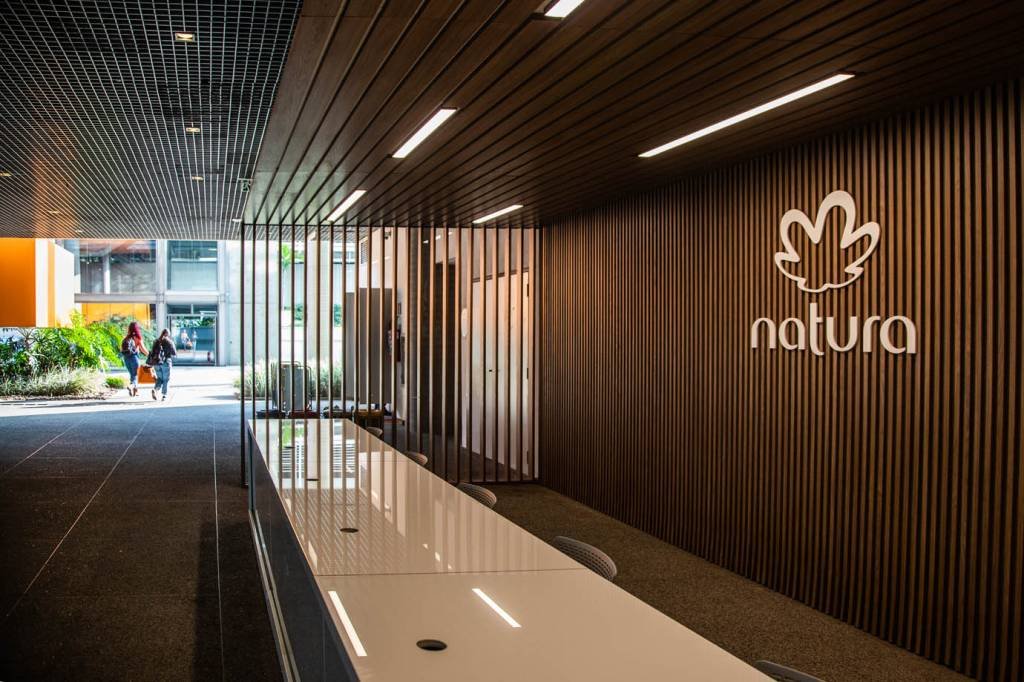 Natura (NTCO3) anuncia saída da NYSE até fevereiro