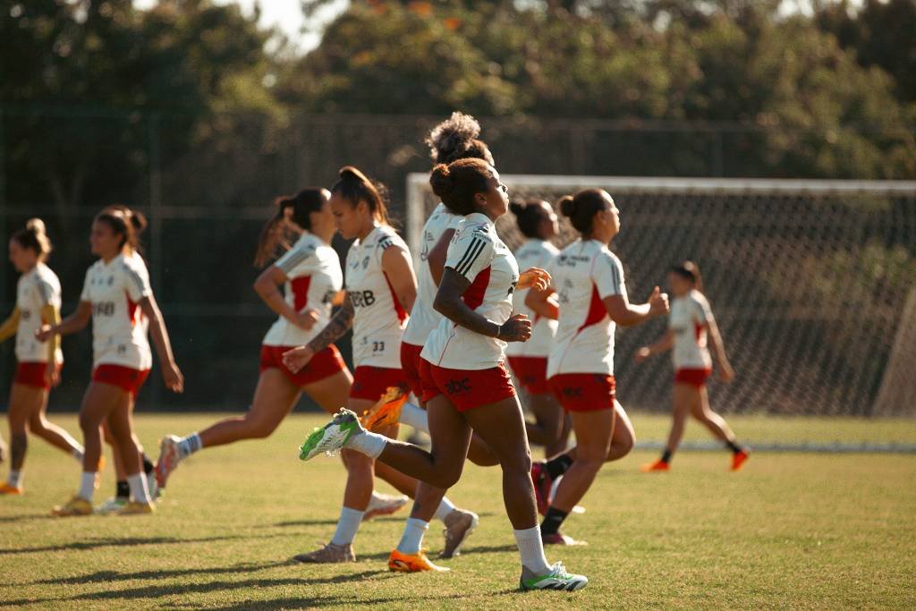 Impulsiona promove encontro entre escola pública e atletas do Flamengo