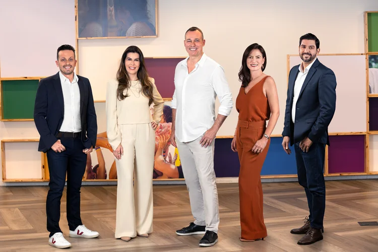 Os líderes das cinco unidades da Unilever no Brasil (Divulgação/ Unilever/Site Exame)