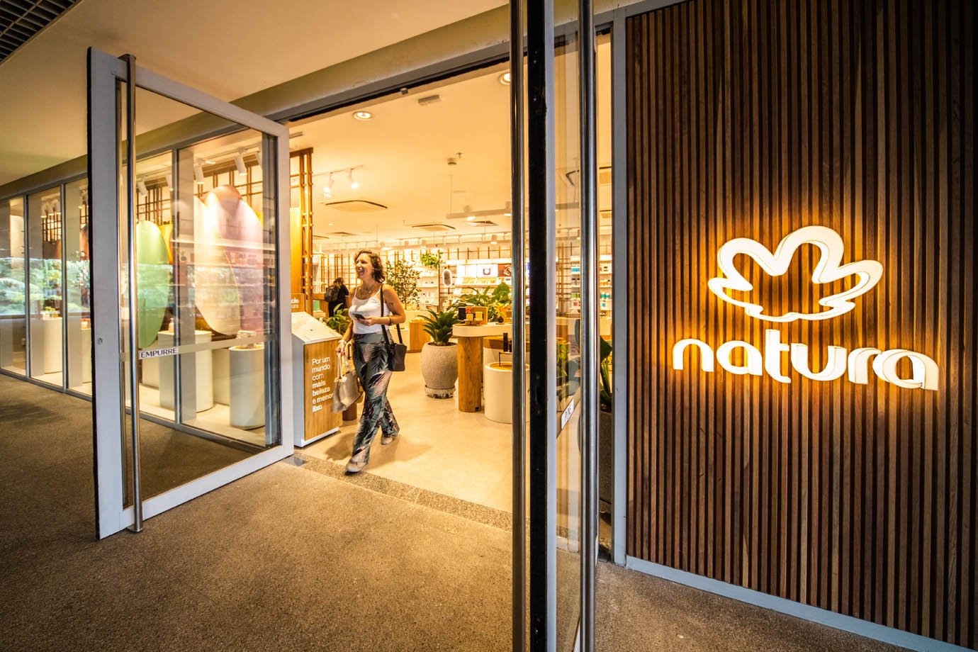 Natura lanza herramienta que generó R$ 50 mil millones en impacto