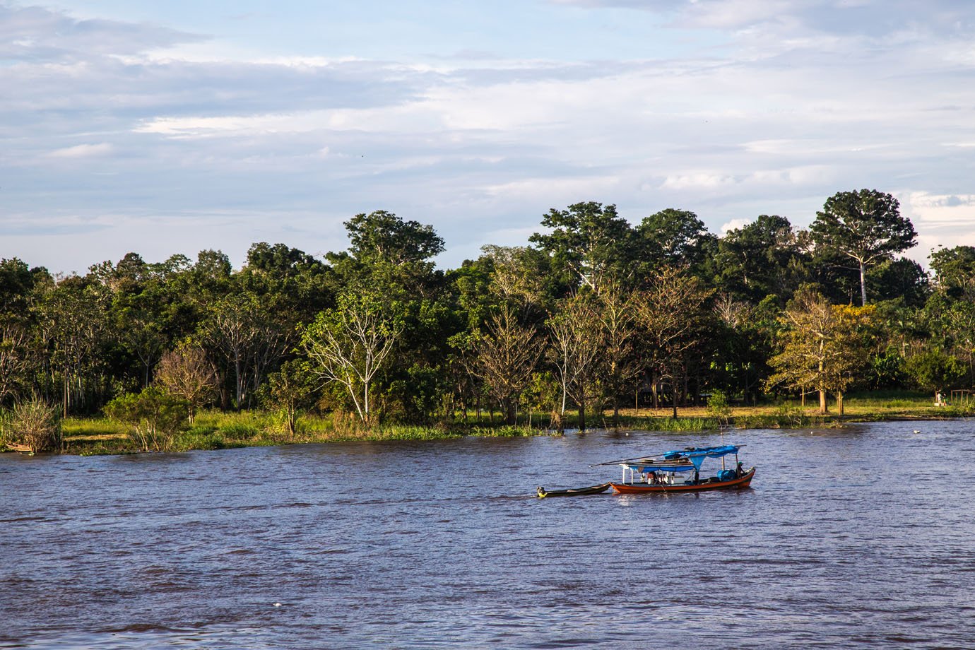 Embarcação no Rio Amazonas