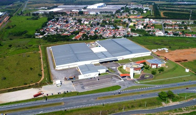 Embraer: decisão pela greve ocorreu após os trabalhadores rejeitarem uma proposta da empresa, que ofereceu reposição da inflação aos salários, de 4,06% (Embraer/Divulgação)