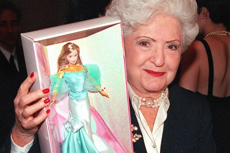 Ruth Handler: fundadora da Mattel e responsável pela criação da boneca Barbie (MattCampbell/Getty Images)