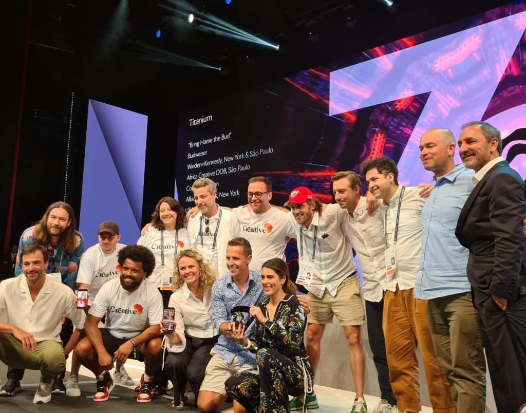 Africa e W+K conquistam Titanium em Cannes com campanha de Budweiser