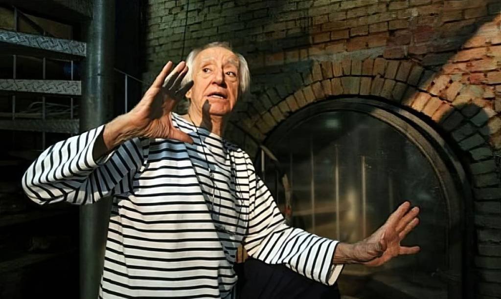 Morre Zé Celso Martinez, criador do Teatro Oficina, aos 86 anos