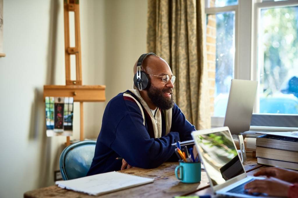 Concursado e de home office? Demanda por profissionais de TI cresce no setor público. Veja as vagas