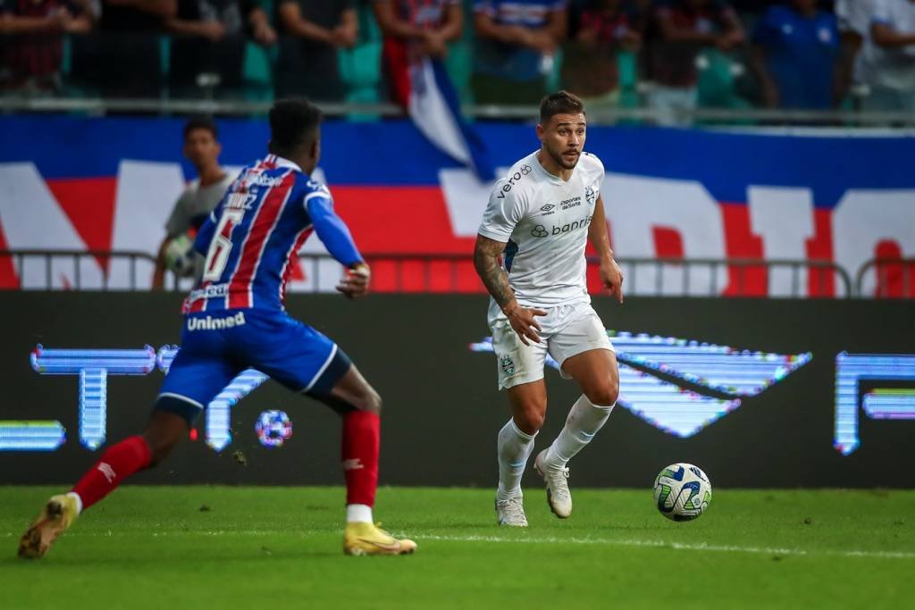 CBF adia jogo entre Corinthians e Grêmio