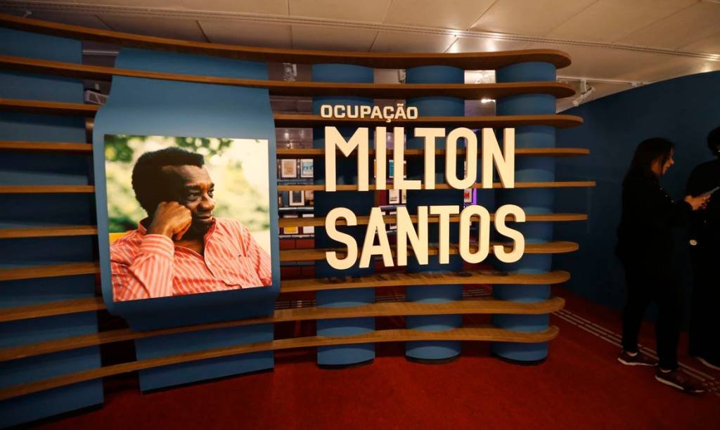 Milton Santos é homenageado em mostra no Itaú Cultural, em São Paulo