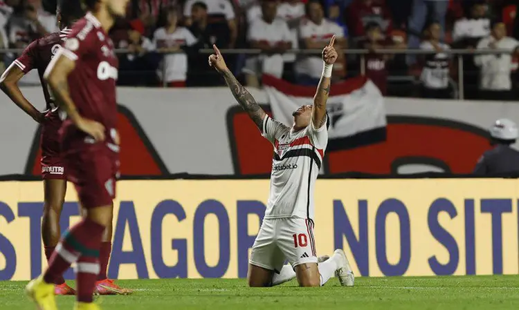 Gol foi marcado por Luciano, aos 42 da segunda etapa (Rubens Chiri/ São Paulo FC Net/Divulgação)