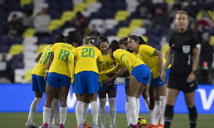 Seleção Brasileira Feminina: Ministério da Gestão e Inovação vai publicar documento que permita ponto facultativo para servidores públicos federais nos dias de jogos durante a Copa do Mundo (Thais Magalhães/CBF/Reprodução)