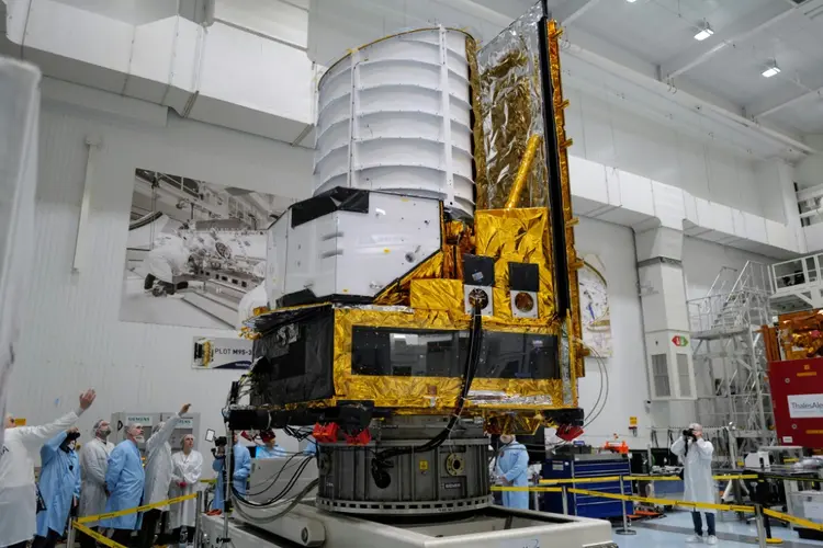 Missão Euclid: sonda espacial em Cannes, França (AFP/AFP)