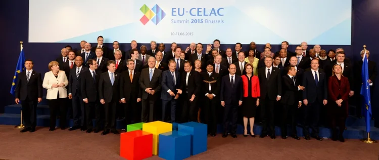 Foto de família da última cúpula UE-CELAC em 10 de junho de 2015, em Bruxelas (AFP/AFP)