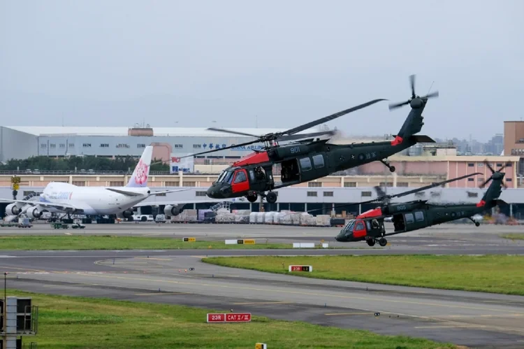Taiwan: Os exercícios fazem parte dos exercícios de guerra - as manobras de treinamento "Han Kuang" (AFP/AFP Photo)