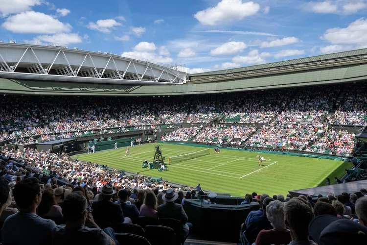 O cinco vezes campeão de Wimbledon Björn Borg em 1980 (Jon Buckle/Divulgação)