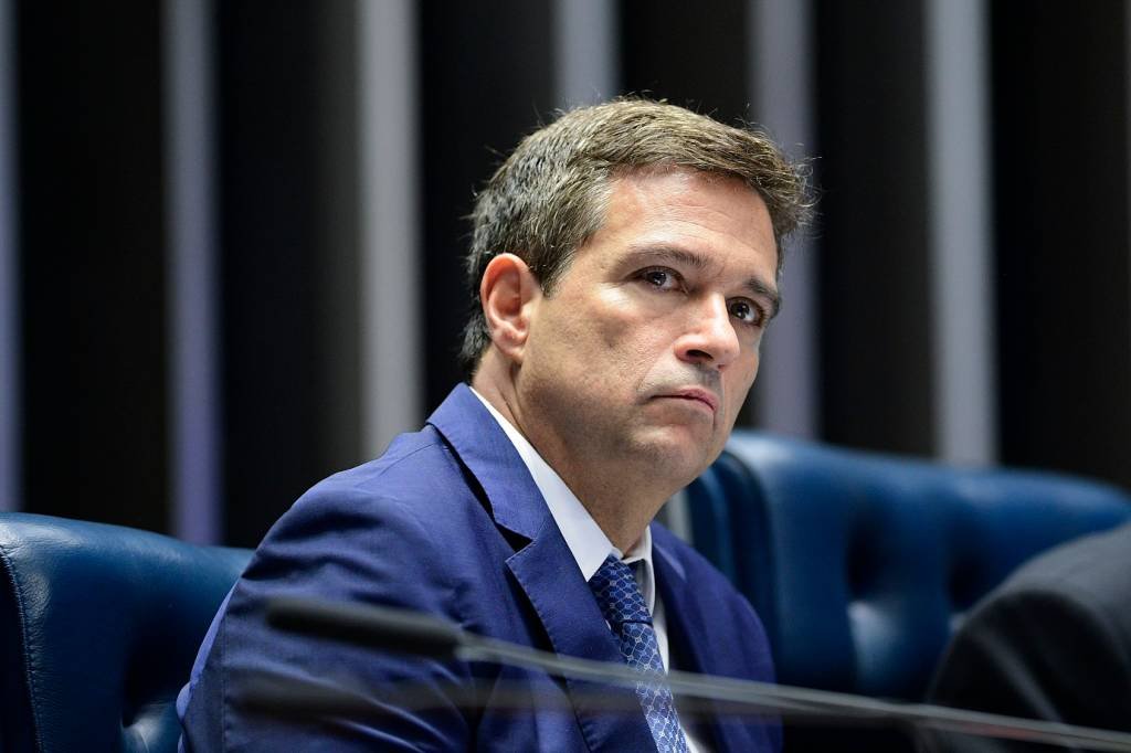 Campos Neto reitera que cortes de 0,50 ponto percentual da Selic são ritmo apropriado hoje