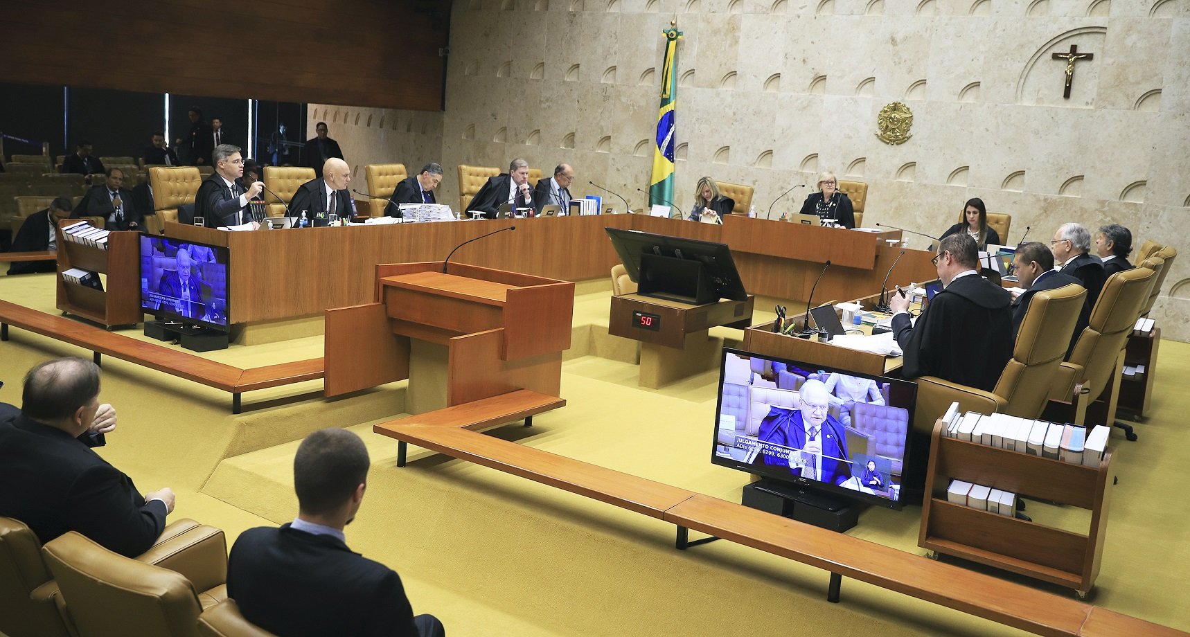 STF pode concluir julgamento sobre juiz de garantias e retomar ação do porte de maconha nesta quarta