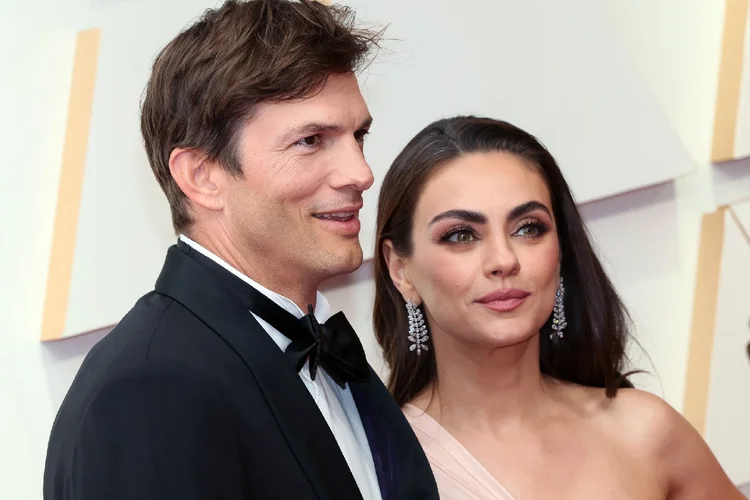 Ashton Kutcher e Mila Kunis no Oscar (David Livingston/Getty Images)