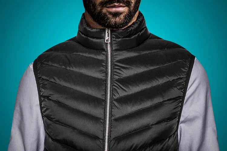 Coletinho Faria Limer: Pettenati fornece tecidos para a North Face (Montagem/Exame)