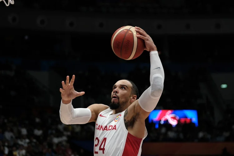 Copa de Basquete: competição é sediada no Japão, Indonésia e Filipinas (Yasuyoshi Chiba/Getty Images)