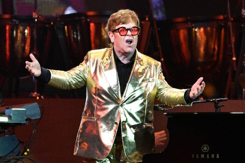 Elton John: artista é conhecida pelas canções "Rocket Man" e "I'm Still Standing" (Jim Dyson/Getty Images)