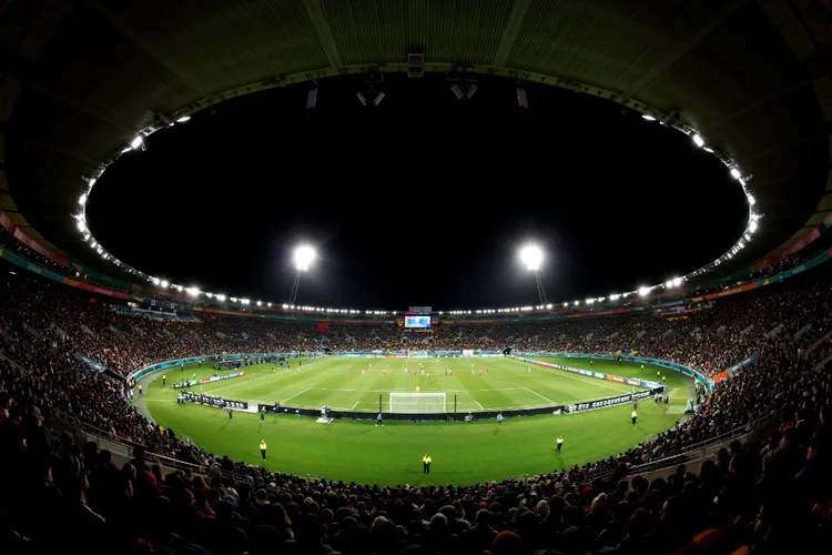 Copa Feminina: jogadoras da Holanda e Espanha se enfrentam no estádio Wellington (Katelyn Mulcahy/Getty Images)