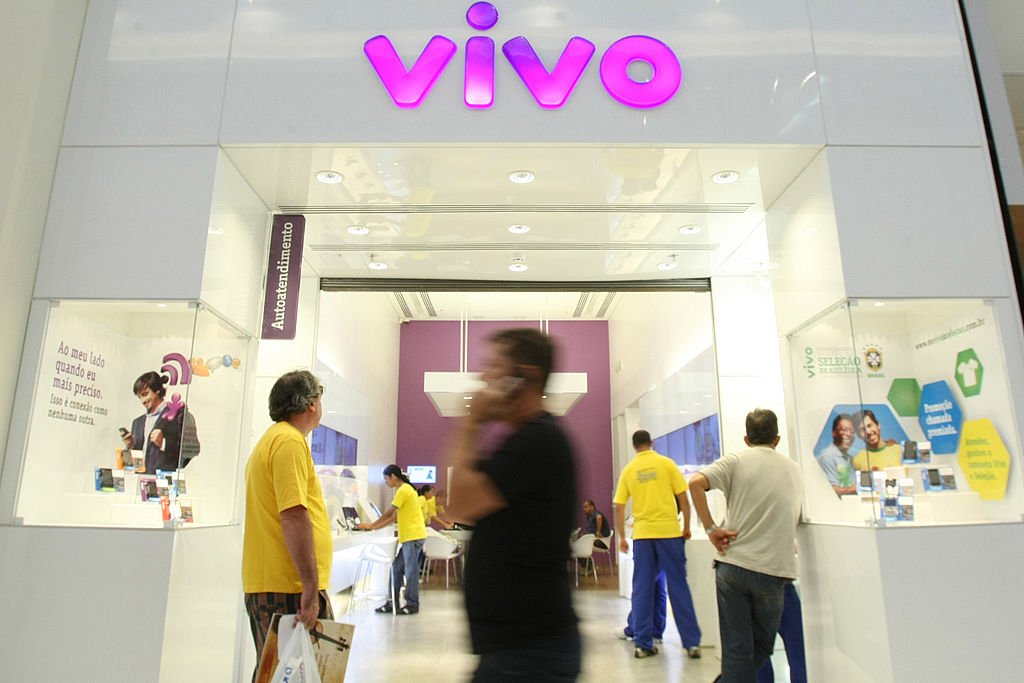 Telefônica Brasil (VIVT3) tem lucro de R$ 1,6 bilhão no 4º tri – alta de 42,1%