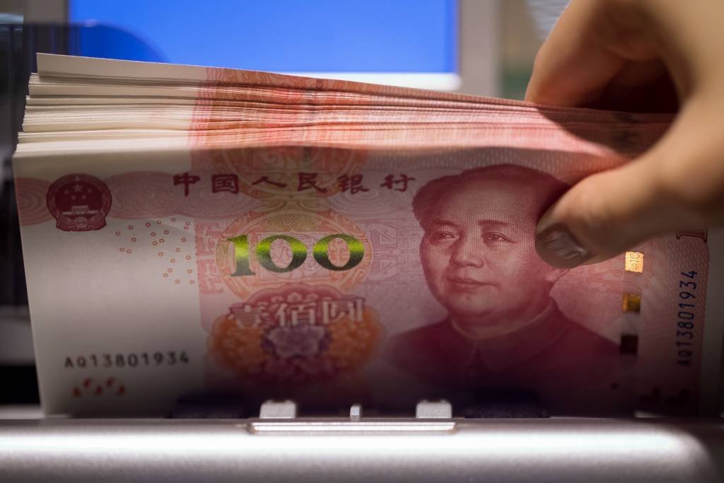 Empréstimos em moeda chinesa aumentam 1,36 trilhão de yuans em agosto