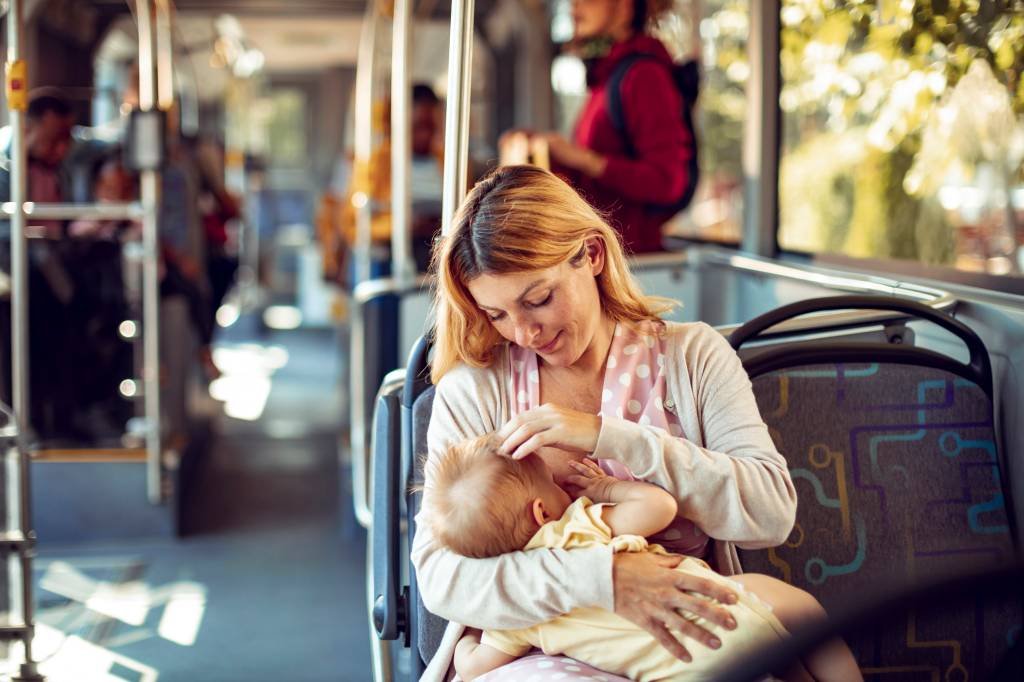 Idade média das mães brasileiras será de 31,3 anos em 2070