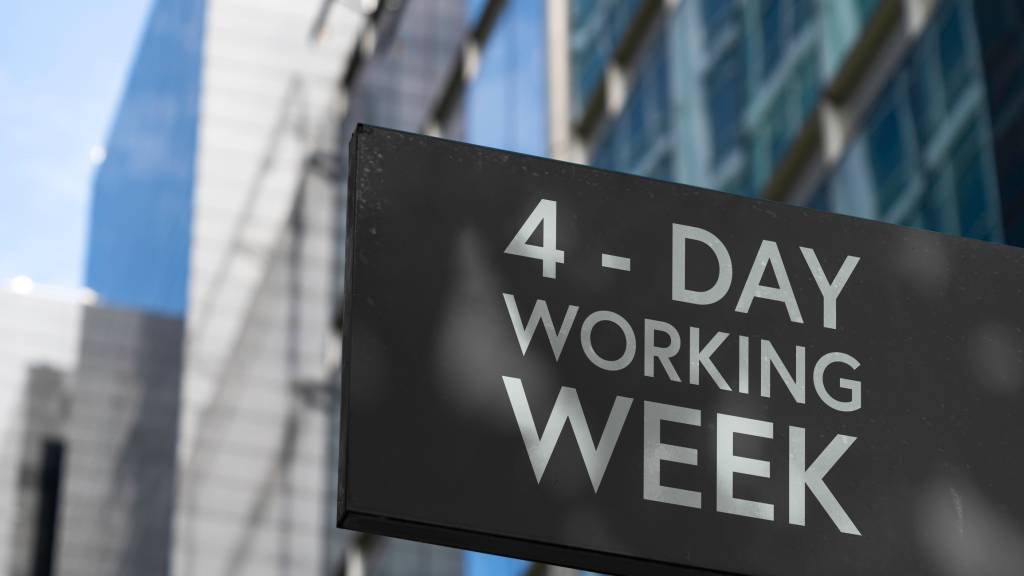 Semana de trabalho de 4 dias contribui com equidade de gênero