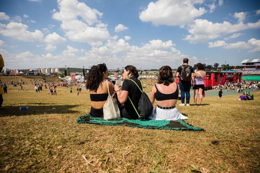 Lollapalooza Brasil 2024 terá transporte público 24h pela primeira