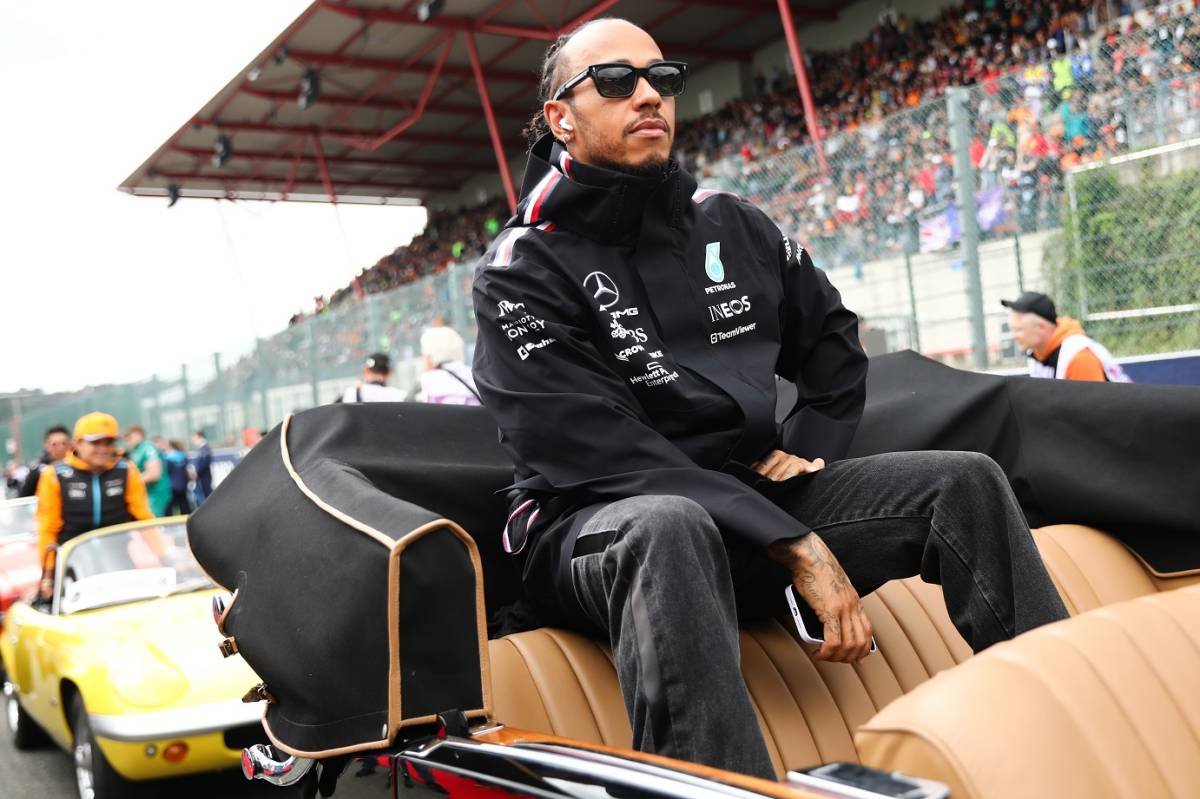 O piloto português que bateu o campeão Hamilton nas pistas