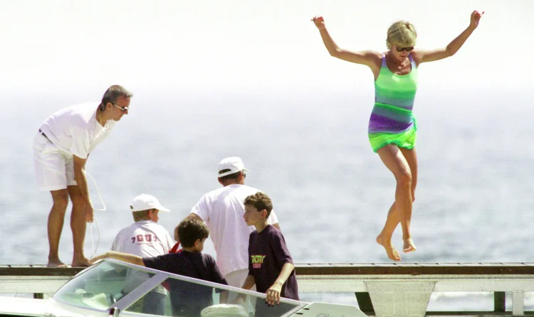 Diana, Princesa de Gales em St Tropez em 1997. (Michel Dufour/WireImage/Getty Images)