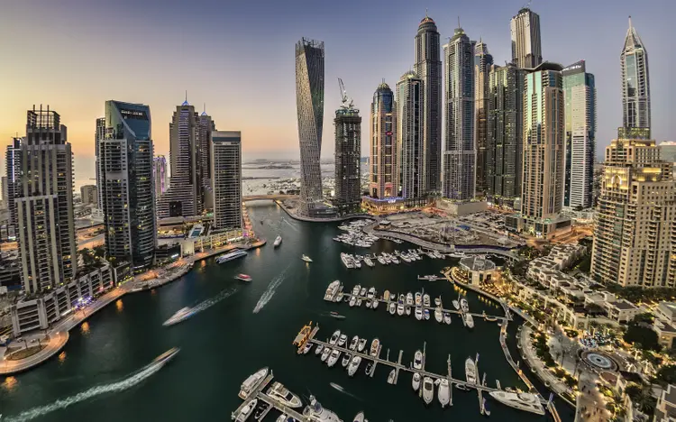 Dubai: cidade ficou no topo do ranking das melhores cidades para se trabalhar remotamente.  (Getty Images/Reprodução)